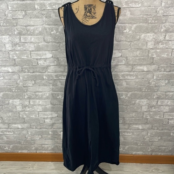 Monica + Andy Maternity M/L Nursing
Lounge Gown - Picture 1 of 8